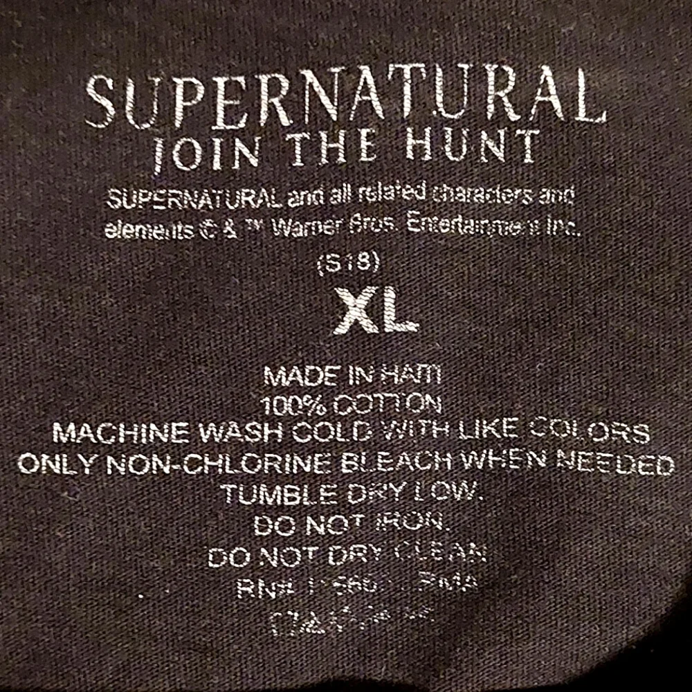 ⚡Supernatural "Join The Hunt" Women's Jr. Black Short Sleeved Graphic Tee EUC XL - Picture 6 of 6